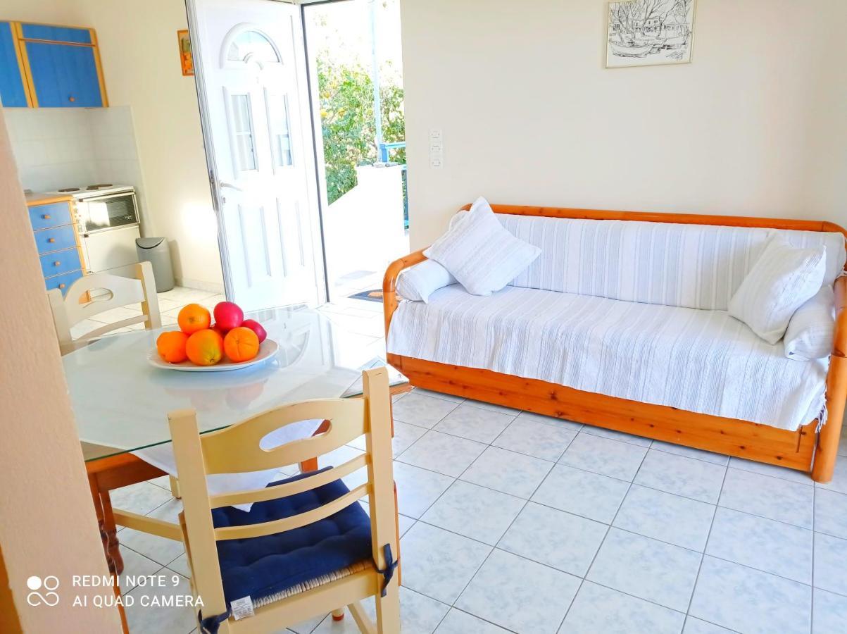 Evangelia House Sea View Apartments Agia Pelagia  Bagian luar foto