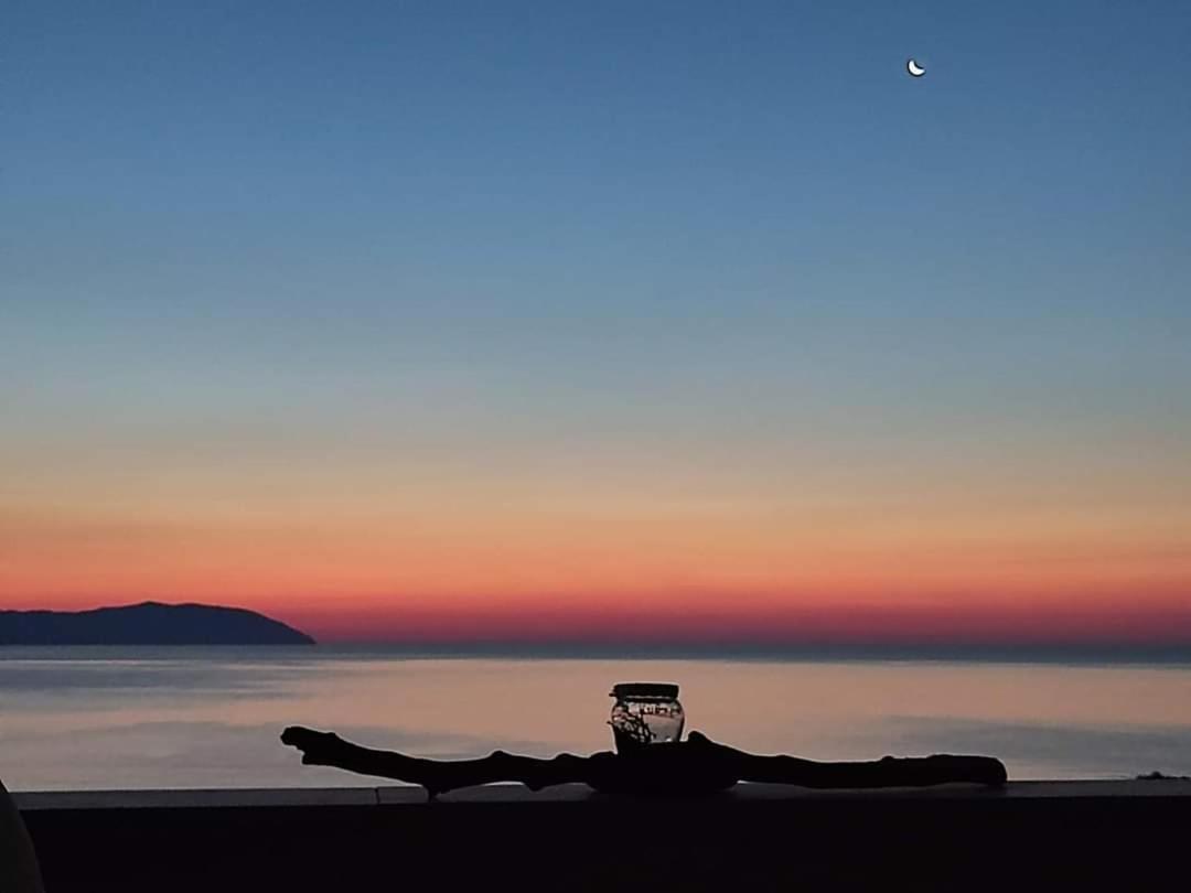 Evangelia House Sea View Apartments Agia Pelagia  Bagian luar foto