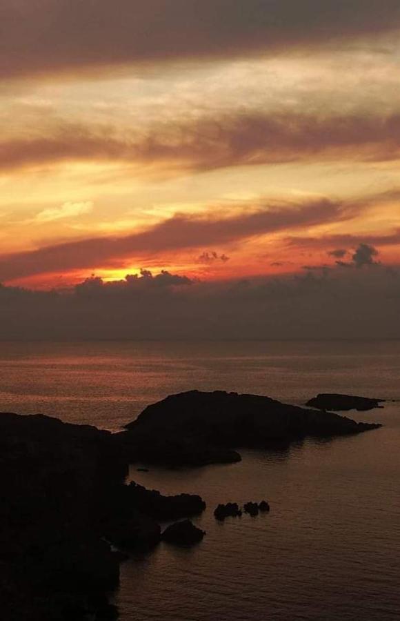 Evangelia House Sea View Apartments Agia Pelagia  Bagian luar foto