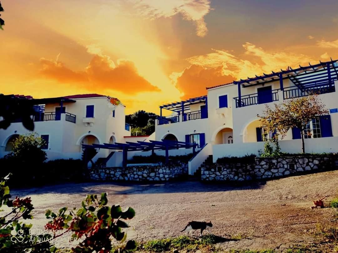 Evangelia House Sea View Apartments Agia Pelagia  Bagian luar foto