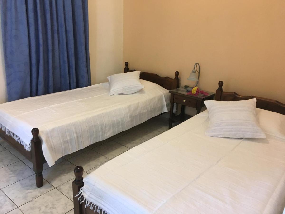 Evangelia House Sea View Apartments Agia Pelagia  Bagian luar foto